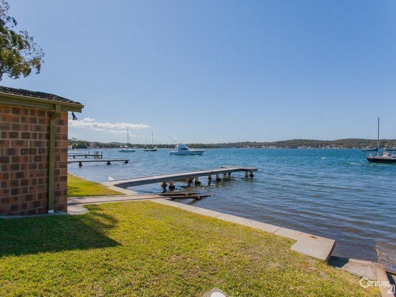 Fishing Point NSW 2283