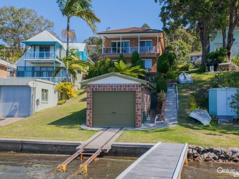 Fishing Point NSW 2283