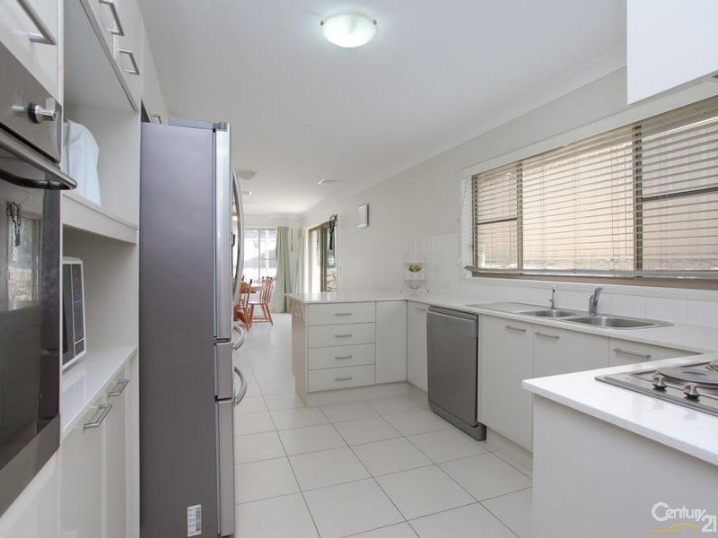 128 Clydebank Road, Buttaba NSW 2283