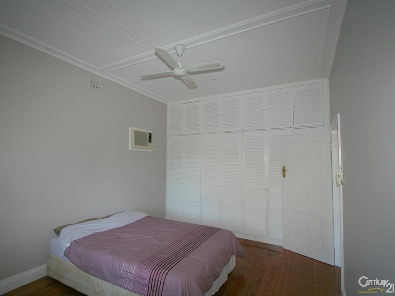 31 Anzac Parade, Toronto NSW 2283