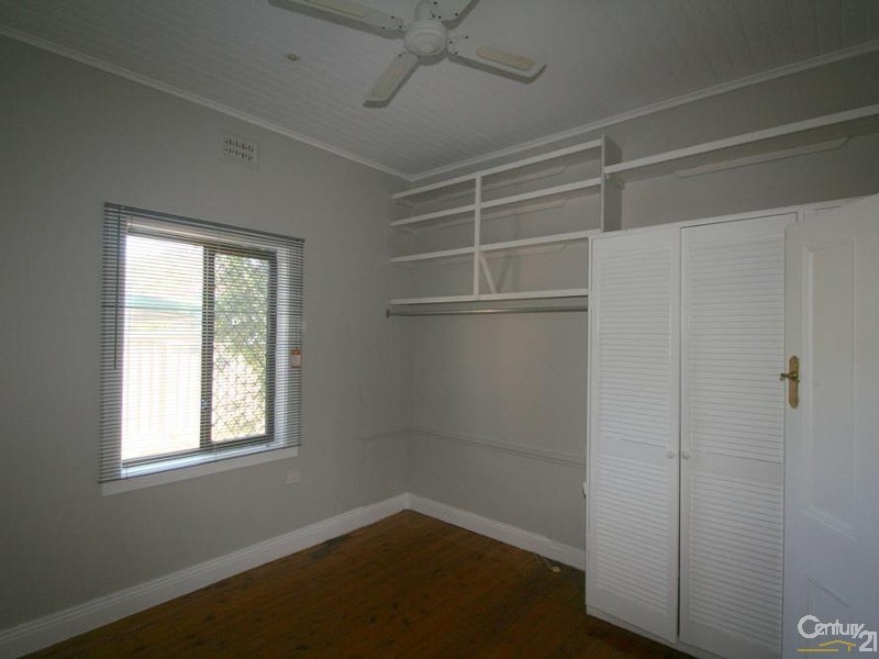 31 Anzac Parade, Toronto NSW 2283