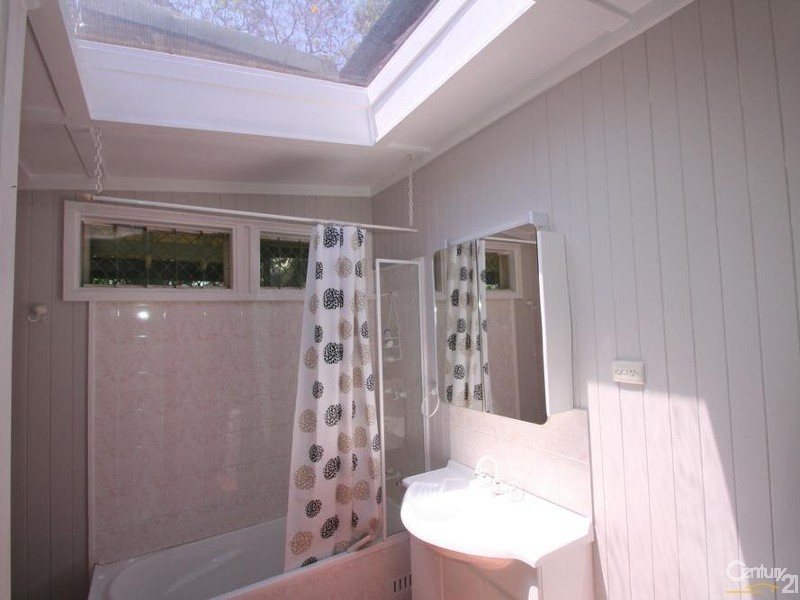 31 Anzac Parade, Toronto NSW 2283