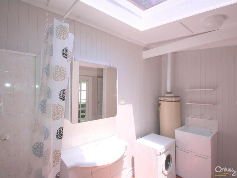 31 Anzac Parade, Toronto NSW 2283