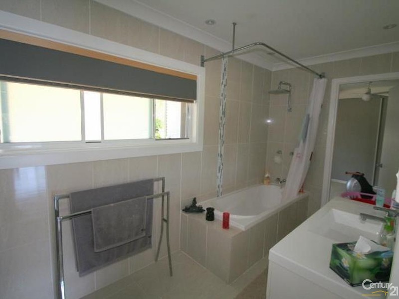 54 Kalang Road, Dora Creek NSW 2264