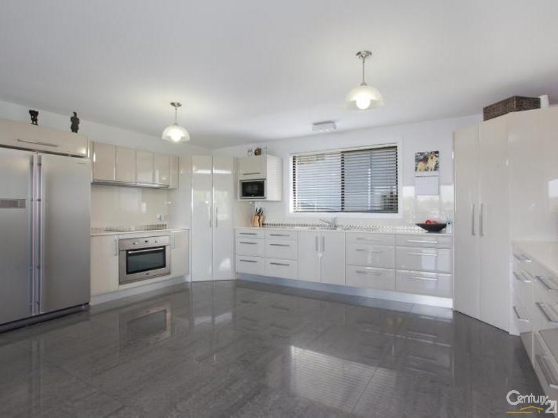 45 Hampstead Way, Rathmines NSW 2283