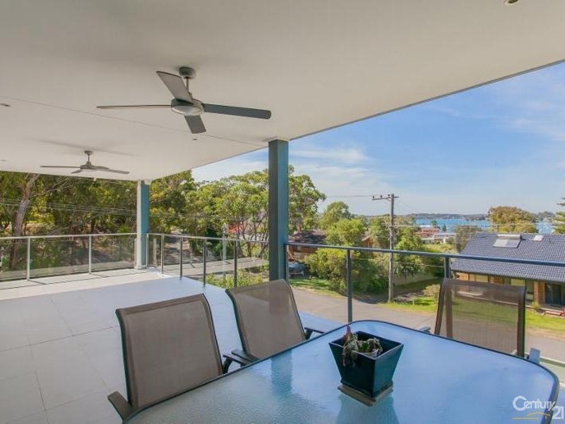 45 Hampstead Way, Rathmines NSW 2283