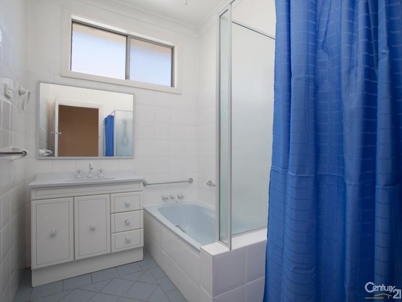 76 Anzac Parade, Toronto NSW 2283
