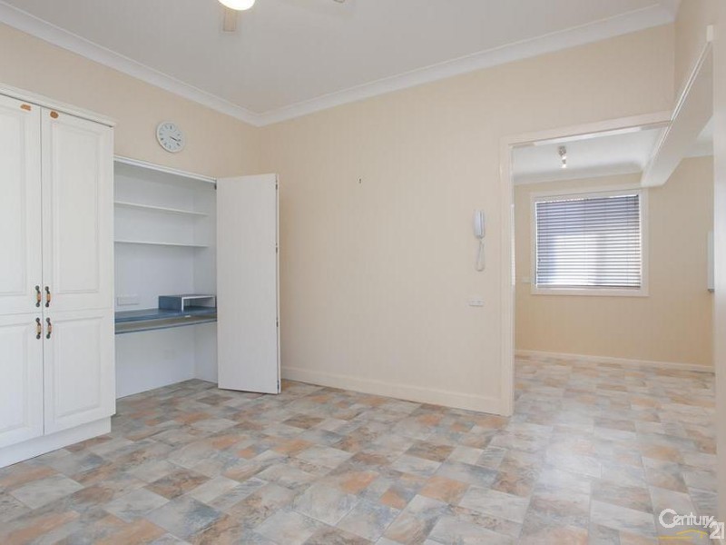 76 Anzac Parade, Toronto NSW 2283