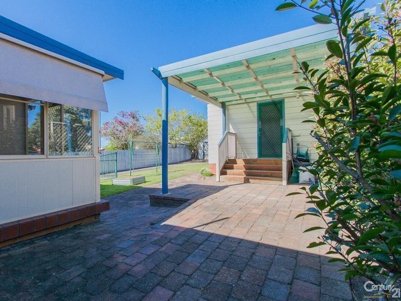 76 Anzac Parade, Toronto NSW 2283