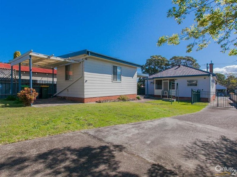 76 Anzac Parade, Toronto NSW 2283