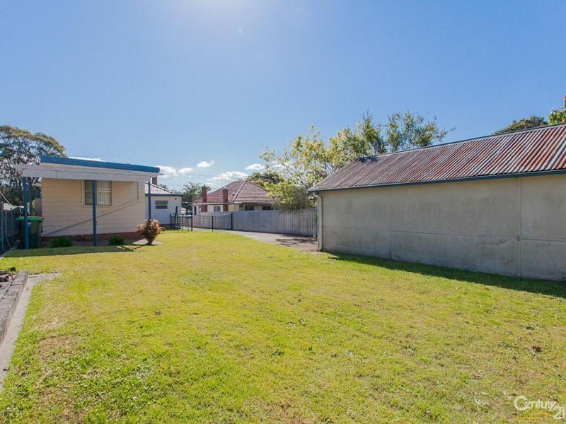 76 Anzac Parade, Toronto NSW 2283