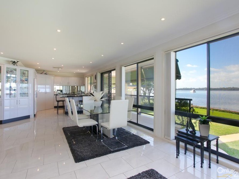 56 Stingaree Point Drive, Dora Creek NSW 2264