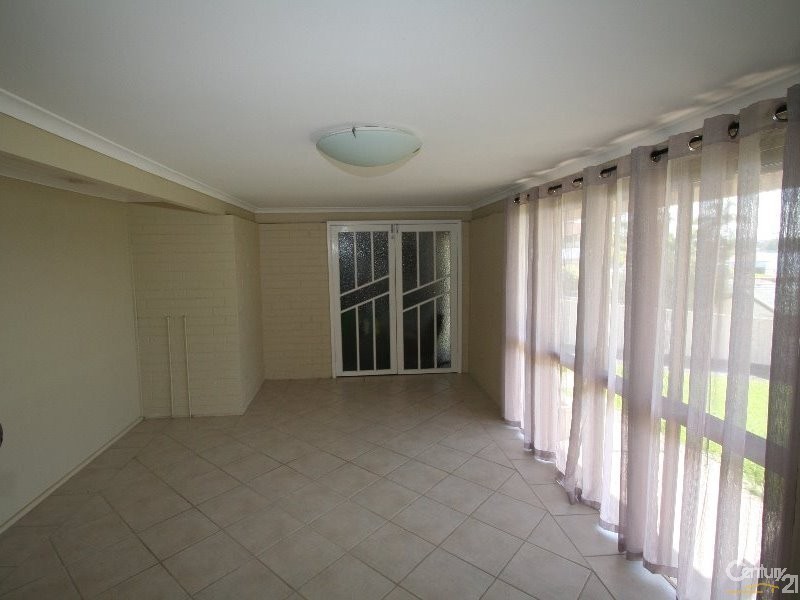 105 Fishing Point Road, Fishing Point NSW 2283