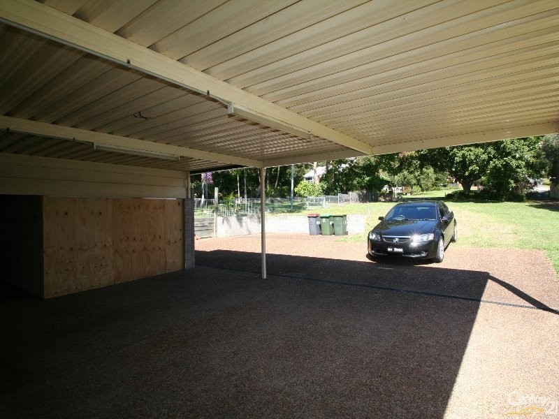 105 Fishing Point Road, Fishing Point NSW 2283