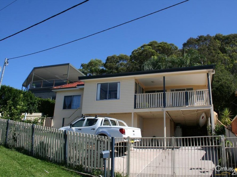 105 Skye Point Road, Coal Point NSW 2283