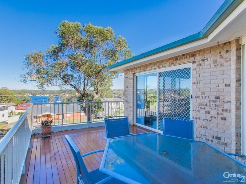 47 Alkrington Avenue, Fishing Point NSW 2283