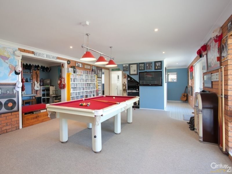 42 Alkrington Avenue, Fishing Point NSW 2283