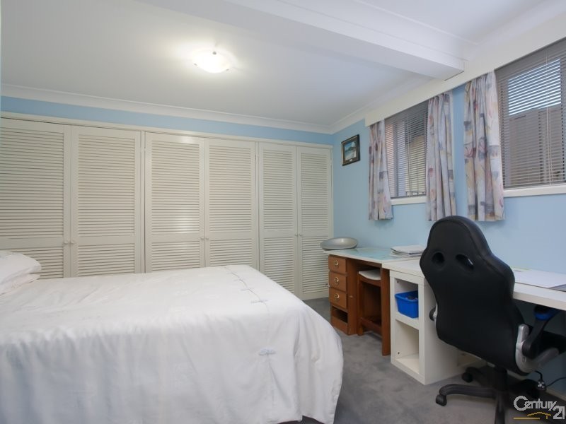 42 Alkrington Avenue, Fishing Point NSW 2283