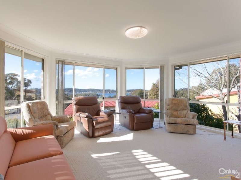 2 Lincoln Close, Rathmines NSW 2283