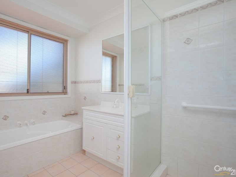 2 Lincoln Close, Rathmines NSW 2283