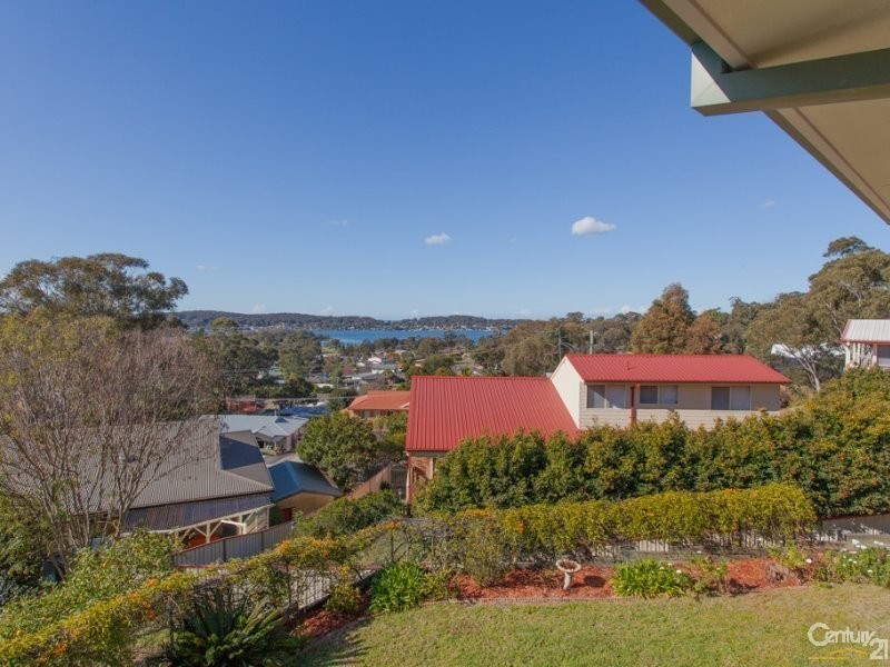 2 Lincoln Close, Rathmines NSW 2283