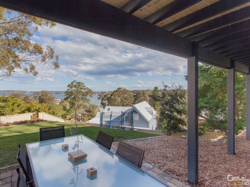 13 Lincoln Close, Rathmines NSW 2283