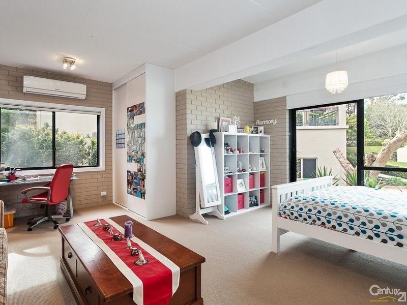 136 Fishing Point Road, Fishing Point NSW 2283