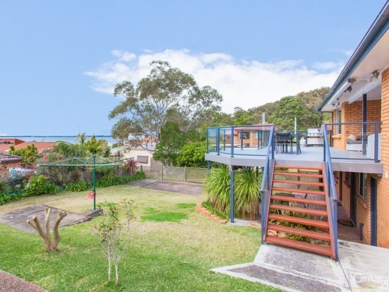 89  Fishing Point Road, Fishing Point NSW 2283