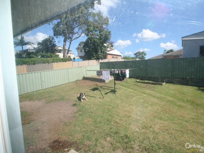 16 Alkrington Avenue, Fishing Point NSW 2283