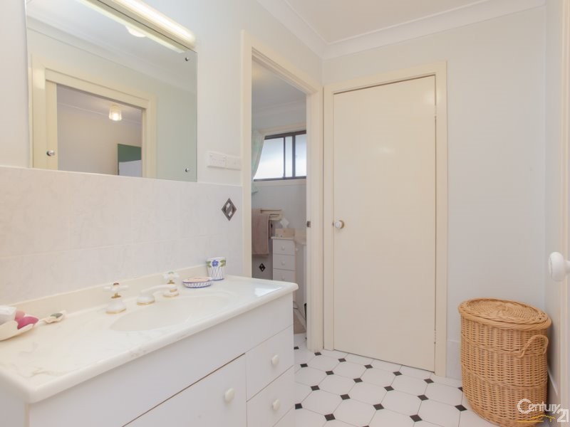 230 Dora Street, Dora Creek NSW 2264