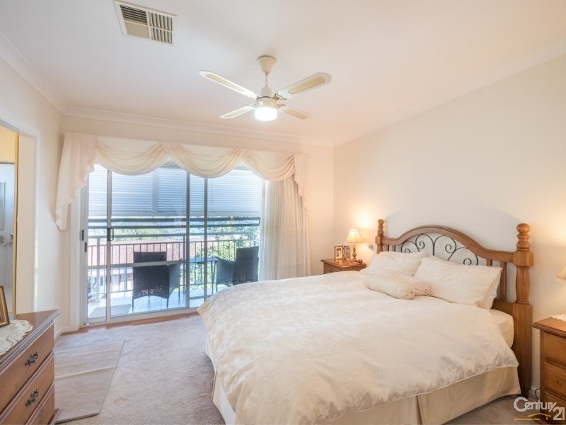 15 Bolton Close, Bolton Point NSW 2283