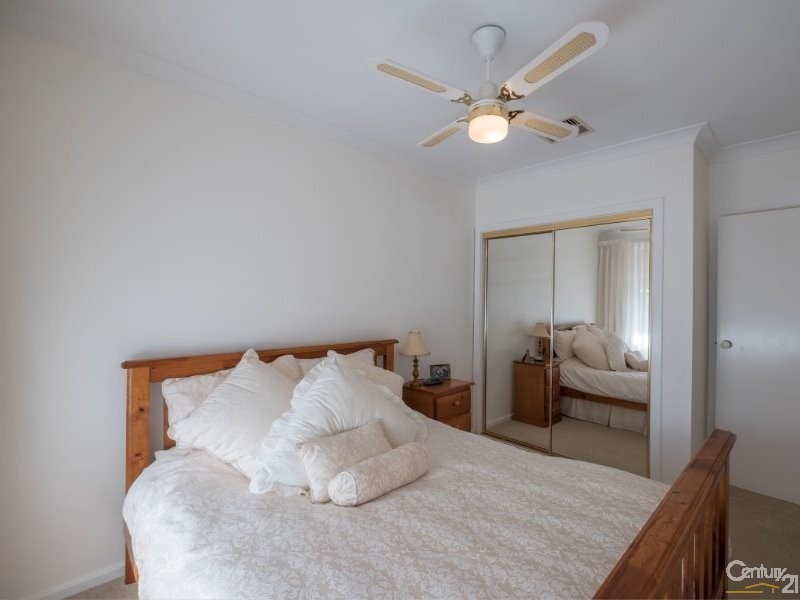 15 Bolton Close, Bolton Point NSW 2283