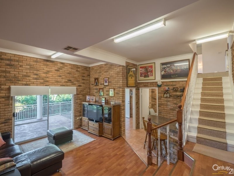 15 Bolton Close, Bolton Point NSW 2283