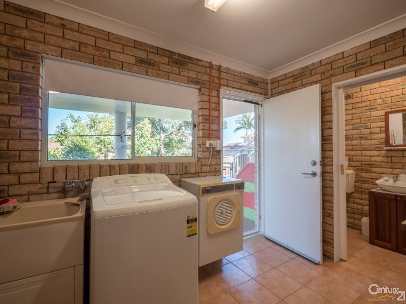 15 Bolton Close, Bolton Point NSW 2283