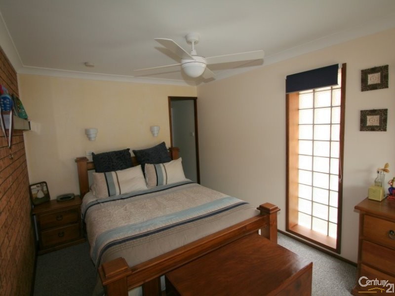 17 Southampton Avenue, Buttaba NSW 2283