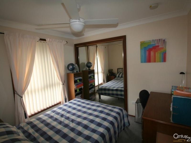 17 Southampton Avenue, Buttaba NSW 2283