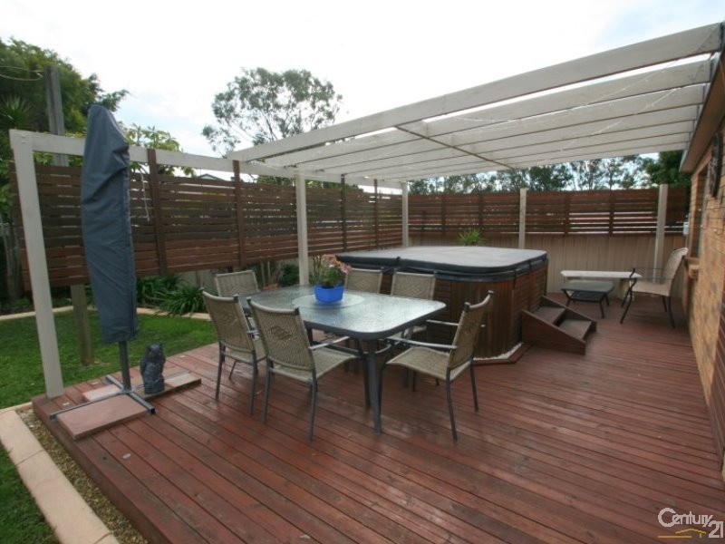 17 Southampton Avenue, Buttaba NSW 2283