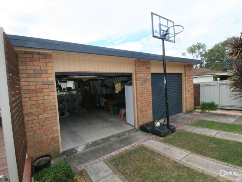 17 Southampton Avenue, Buttaba NSW 2283