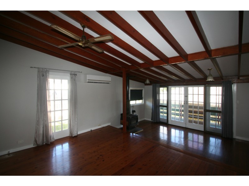 31 Anzac parade, Toronto NSW 2283