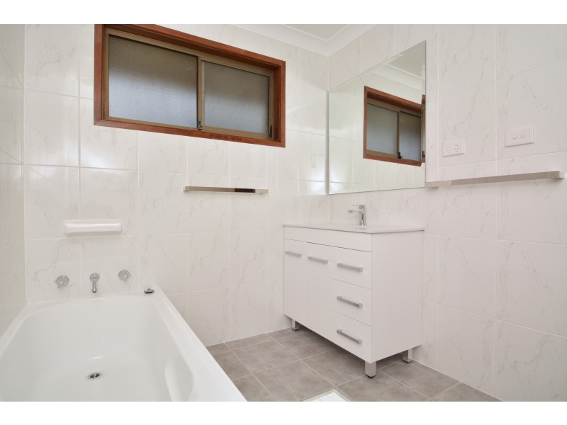17 Southampton Avenue, Buttaba NSW 2283