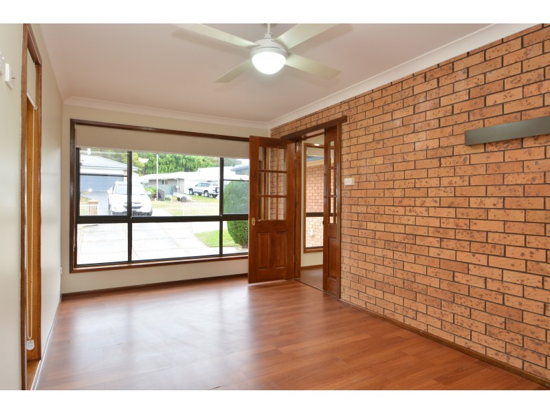17 Southampton Avenue, Buttaba NSW 2283