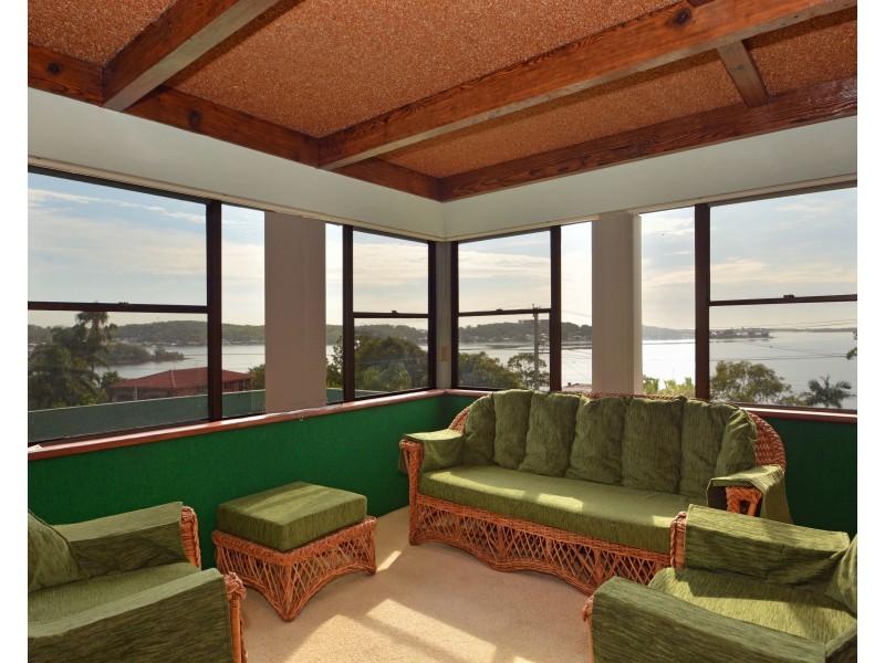38  Fishing Point Road, Rathmines NSW 2283