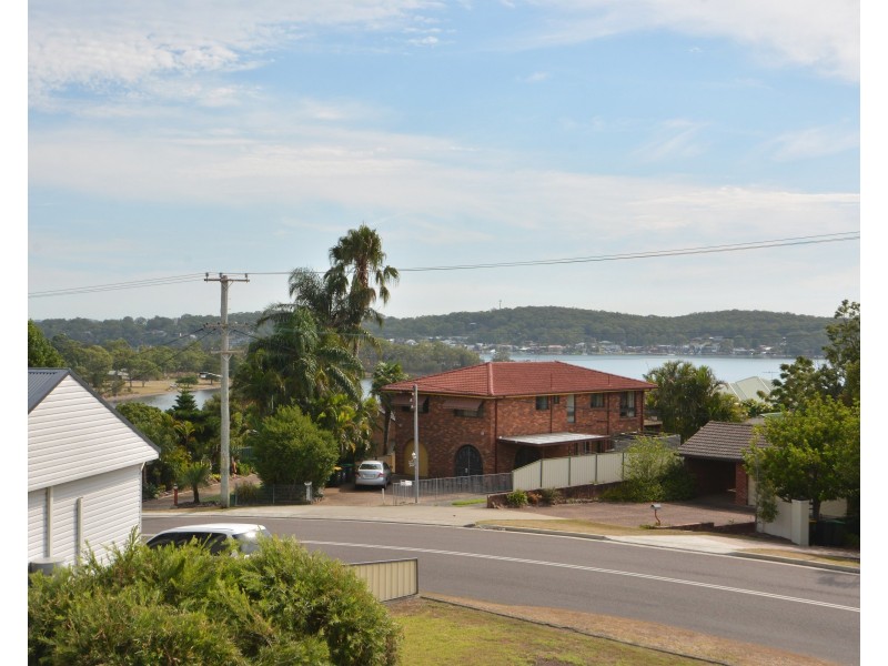 38  Fishing Point Road, Rathmines NSW 2283