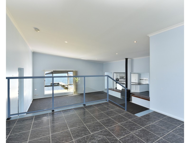 95 Fishing Point Road, Fishing Point NSW 2283