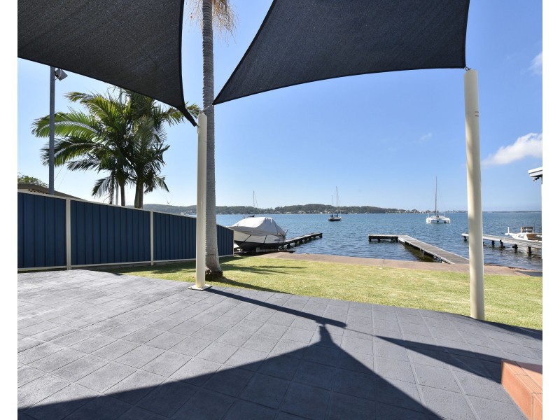 95 Fishing Point Road, Fishing Point NSW 2283