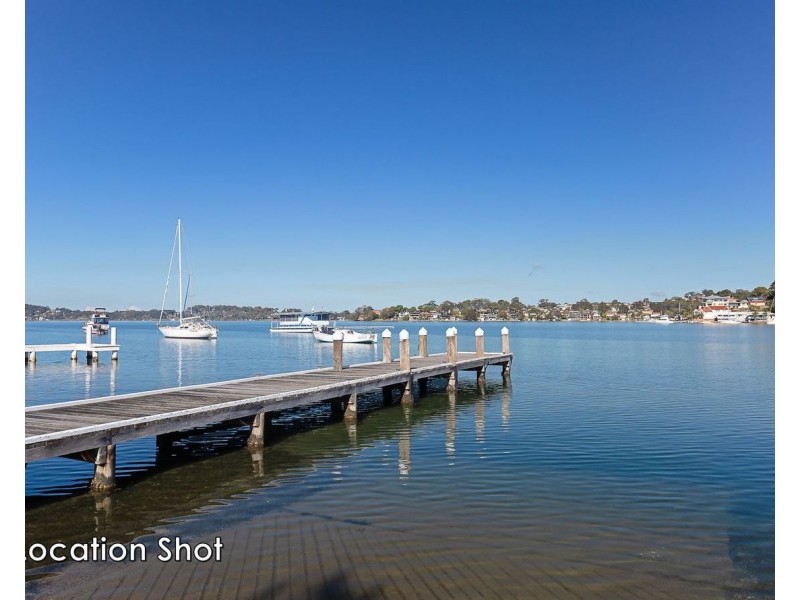 6 Alkrington Avenue, Fishing Point NSW 2283