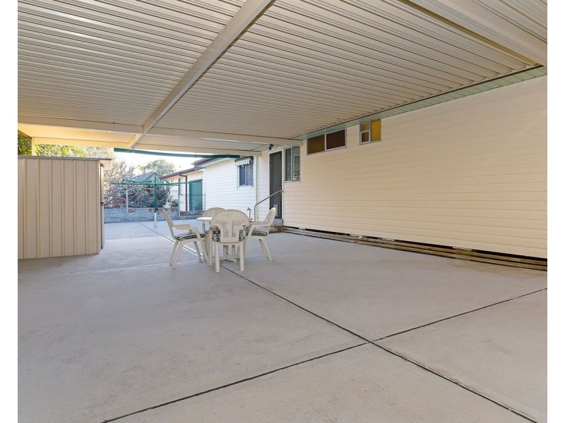 6 Alkrington Avenue, Fishing Point NSW 2283