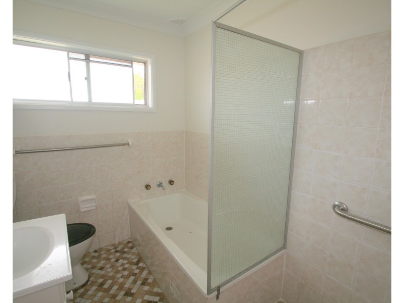 44 Rosemary Row, Rathmines NSW 2283