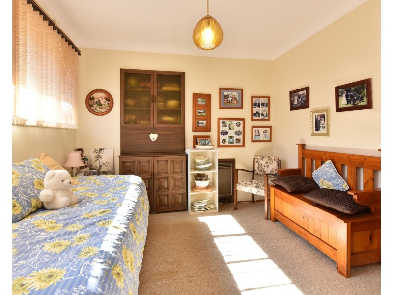 7 Glasgow Street, Fishing Point NSW 2283