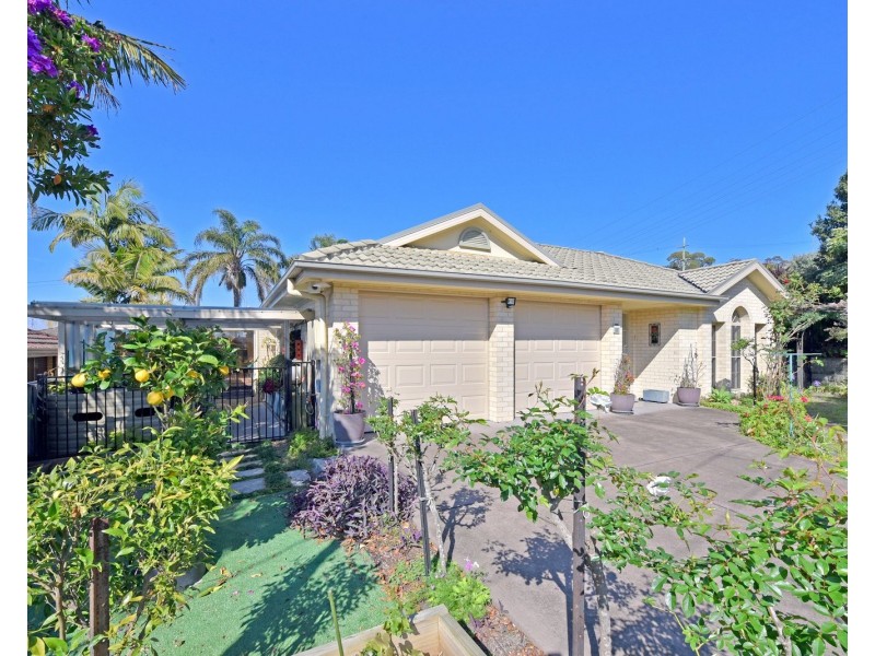 2 Jamboree Close, Fennell Bay NSW 2283